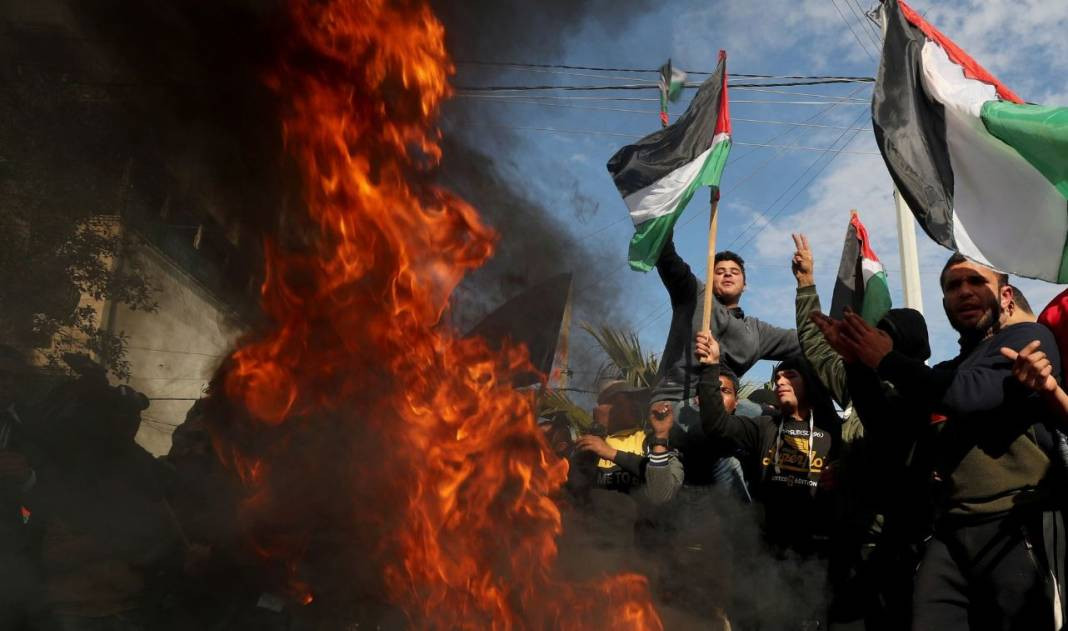 Ortadoğu kan gölü. 1113 kişi öldü - Resim: 11