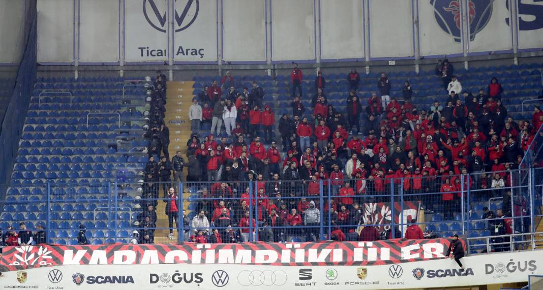 Fenerbahçe kabustan böyle uyandı. Karagümrük maçının en kritik anları - Resim: 32