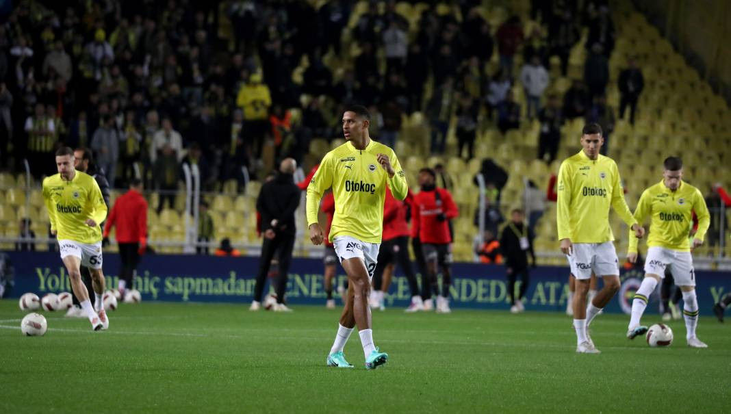 Fenerbahçe kabustan böyle uyandı. Karagümrük maçının en kritik anları - Resim: 24