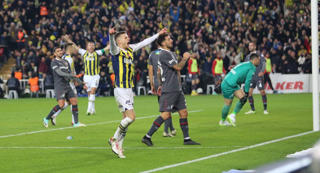 Fenerbahçe kabustan böyle uyandı. Karagümrük maçının en kritik anları - Resim: 66