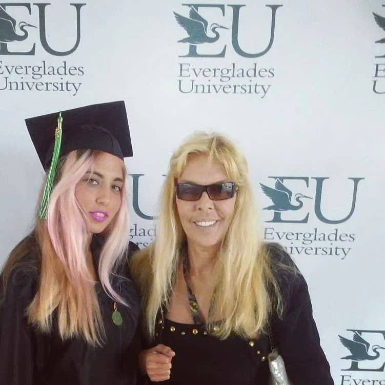 Ahu Tuğba'nın kızının mesleğini duyan şaştı kaldı - Resim: 8