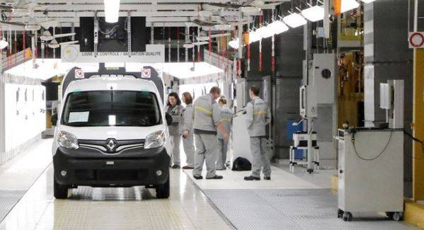 Otomobil devi fabrikasında yenilediği ikinci el araçları satıyor. Uygun fiyata her marka her model araç var. - Resim: 3