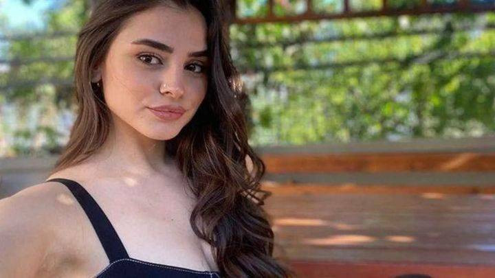 Gönül Dağı'nın yıldızı Hazal Çağlar süper mini elbisesiyle poz verdi. Beğeni butonu çöktü - Resim: 22