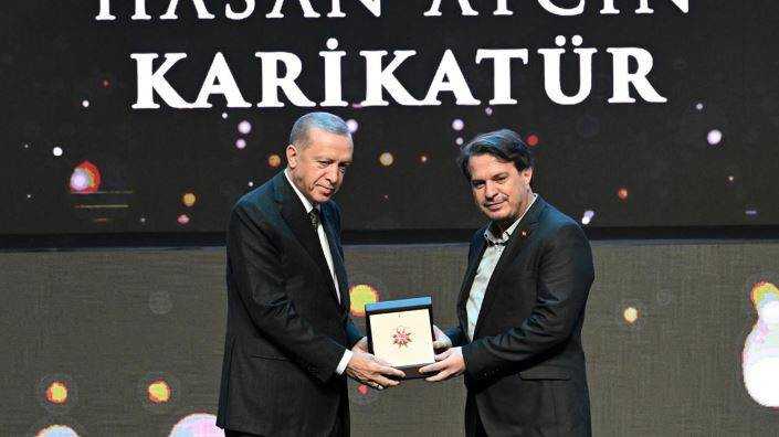 Cumhurbaşkanı Sarayda Kültür ve Sanat Büyük Ödüllerini dağıttı. Ödüllerin hepsi aynı mahalleye gitti - Resim: 6