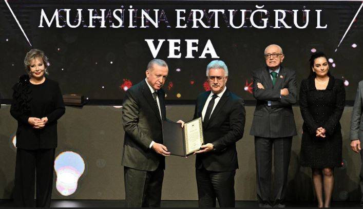 Cumhurbaşkanı Sarayda Kültür ve Sanat Büyük Ödüllerini dağıttı. Ödüllerin hepsi aynı mahalleye gitti - Resim: 8