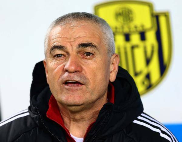 Başkent'te mücadele çok galip yok. Ankaragücü Beşiktaş maçının fotoromanı... - Resim: 36