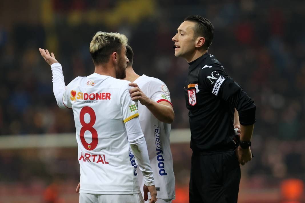 Fotoğraflarla Kayserispor Fenerbahçe maçı... Nefes kesen maçta neler oldu neler - Resim: 5