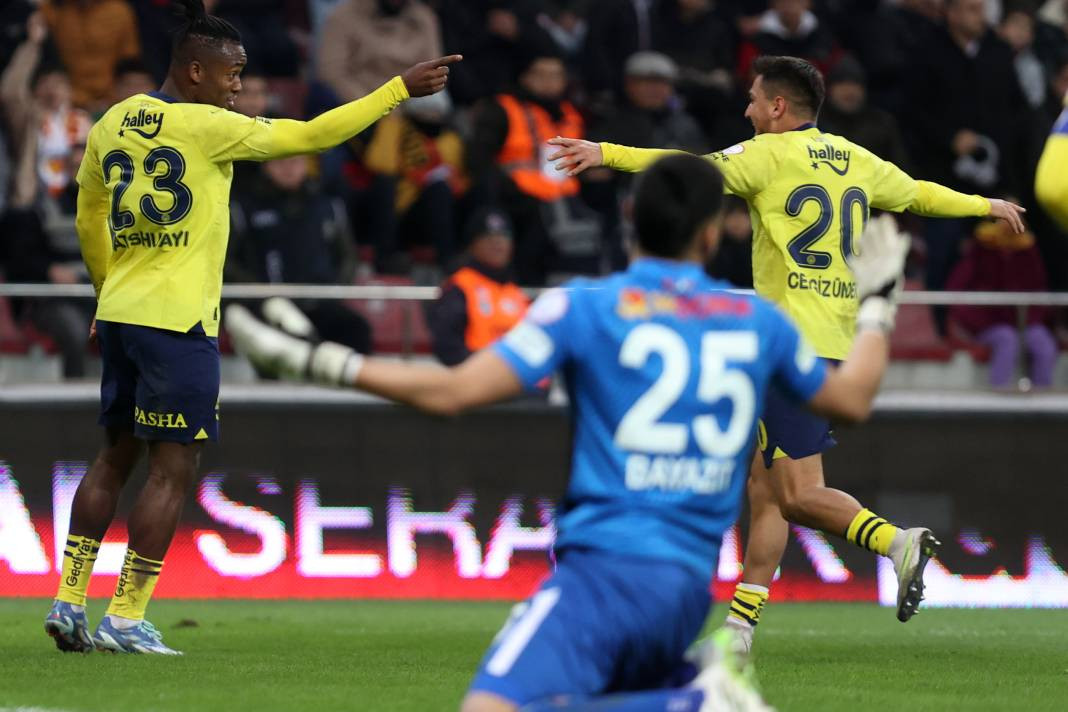 Fotoğraflarla Kayserispor Fenerbahçe maçı... Nefes kesen maçta neler oldu neler - Resim: 16