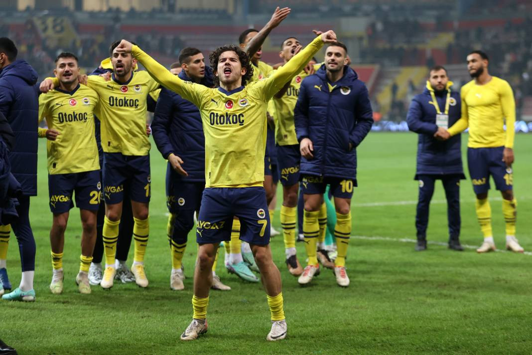 Fotoğraflarla Kayserispor Fenerbahçe maçı... Nefes kesen maçta neler oldu neler - Resim: 32