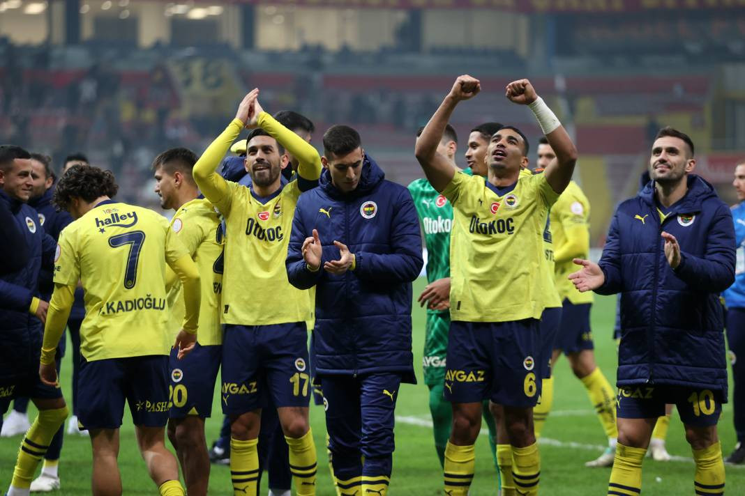 Fotoğraflarla Kayserispor Fenerbahçe maçı... Nefes kesen maçta neler oldu neler - Resim: 30