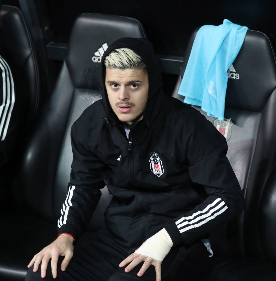 Beşiktaş taraftarı için sezon artık çile! Alanya'dan 3 yediler maç sonu özür dilediler. Alanyaspor Beşiktaş maçının çok özel fotoğrafları - Resim: 55