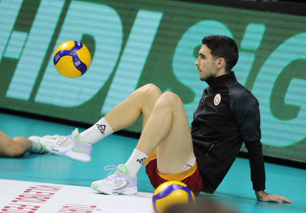 Galatasaraylı yıldızlardan maç öncesi futbol şov - Resim: 28