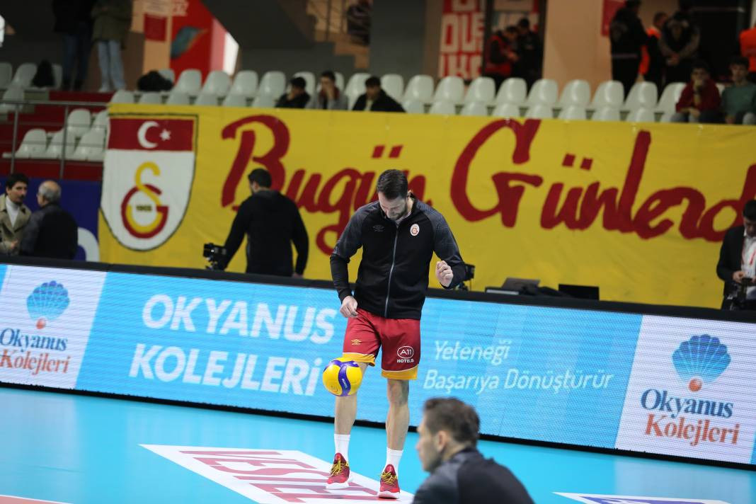 Galatasaraylı yıldızlardan maç öncesi futbol şov - Resim: 20