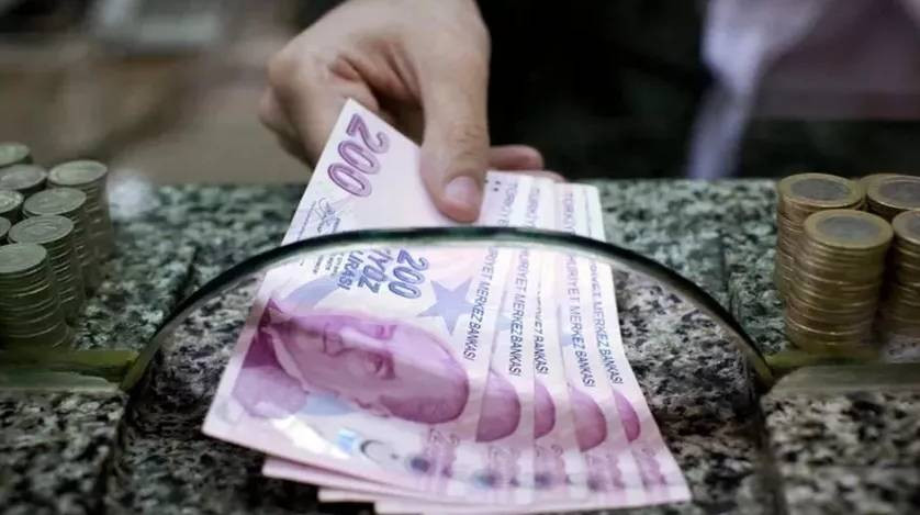 Çalışan emekliye 5 bin TL ikramiye verileceği tarih duyuruldu - Resim: 1