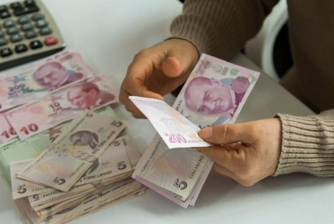 Emeklilerin yeni maaş tabloları açıklandı. Değişen kök maaş hesabına göre hangi emekli kaç lira alacak? - Resim: 16