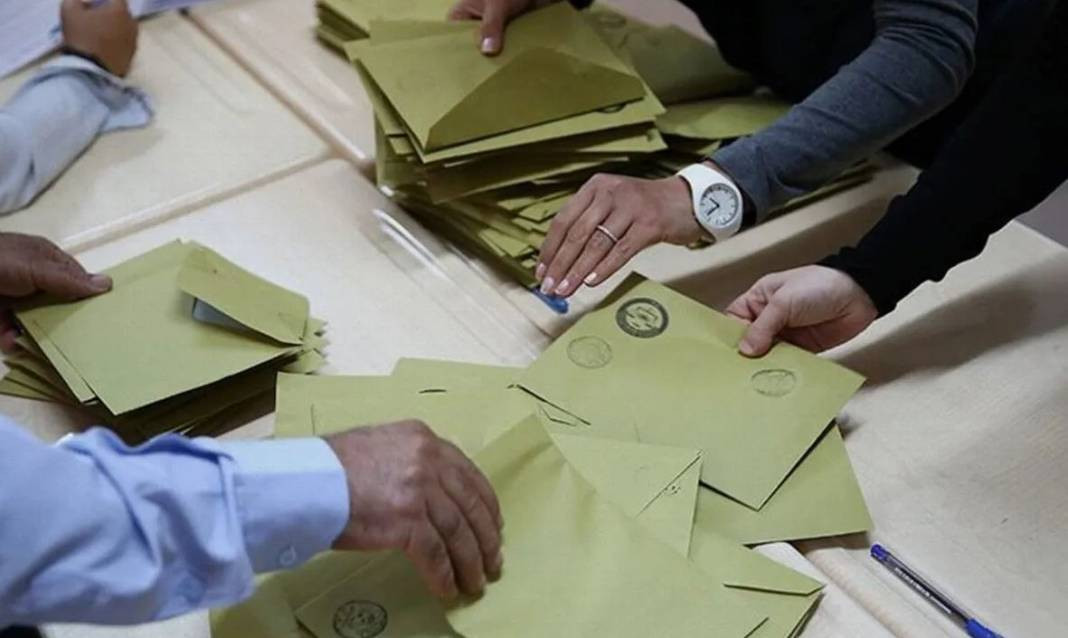 Kassandra İstanbul, İzmir ve Ankara'da seçimi kimin kazanacağını açıkladı. Anket şirketleri bile şaşırıp kalacak - Resim: 13