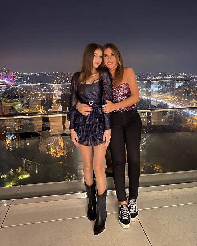 Acun Ilıcalı'nın kızı bir elbise giydi ortalığı yaktı geçti. Herkes şimdi bu kızı konuşuyor - Resim: 4