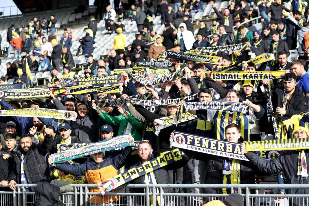 Cengiz Ünder'in üst düzey performansı taraftarını sevindirdi. 5-1'lik İstanbulspor Fenerbahçe maçının tüm fotoğrafları - Resim: 22