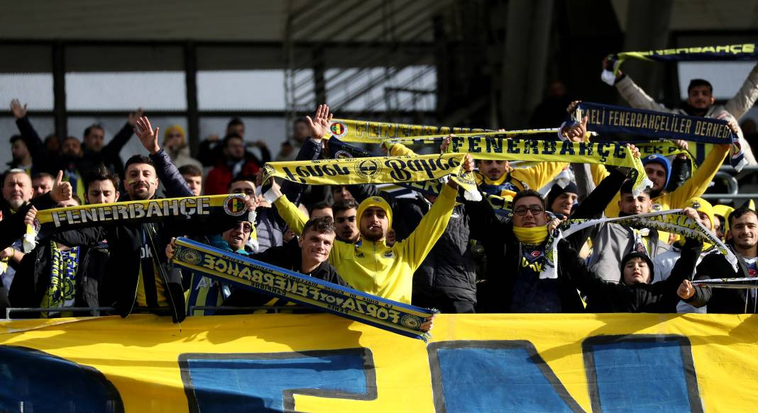 Cengiz Ünder'in üst düzey performansı taraftarını sevindirdi. 5-1'lik İstanbulspor Fenerbahçe maçının tüm fotoğrafları - Resim: 20