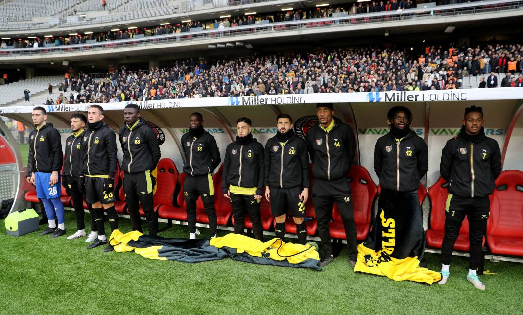 Cengiz Ünder'in üst düzey performansı taraftarını sevindirdi. 5-1'lik İstanbulspor Fenerbahçe maçının tüm fotoğrafları - Resim: 62