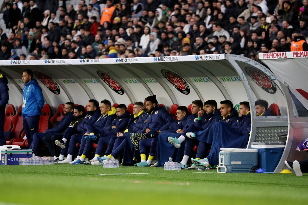 Cengiz Ünder'in üst düzey performansı taraftarını sevindirdi. 5-1'lik İstanbulspor Fenerbahçe maçının tüm fotoğrafları - Resim: 61