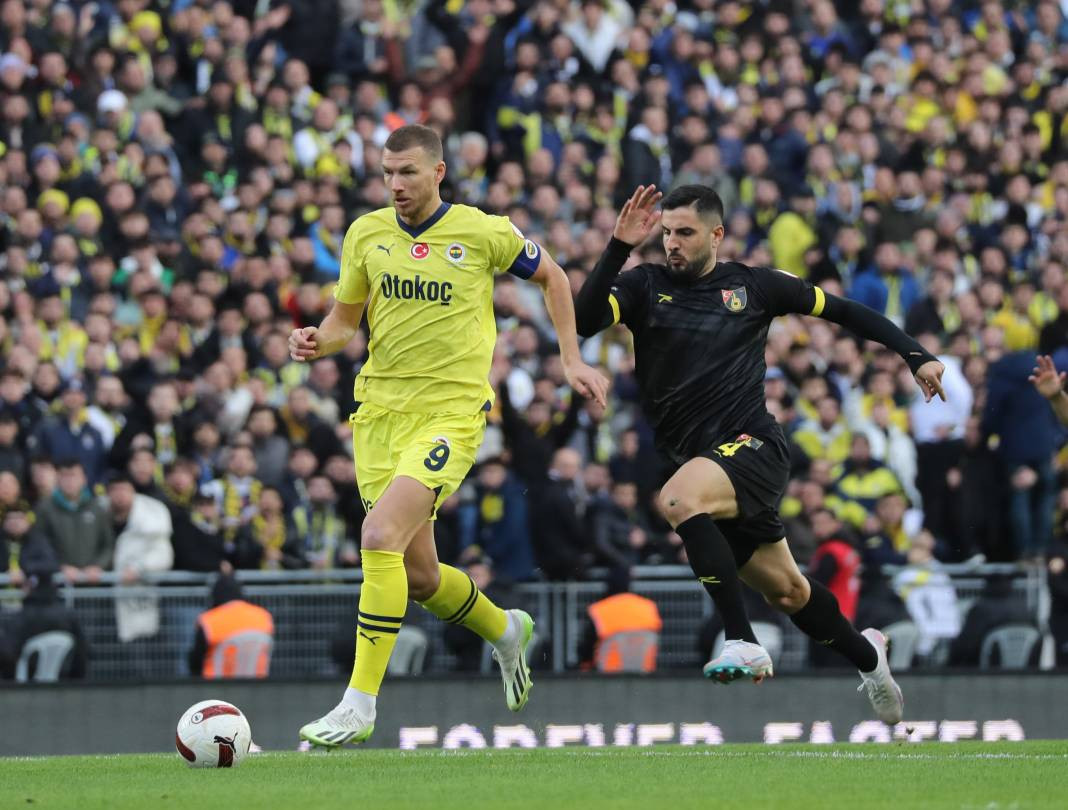 Cengiz Ünder'in üst düzey performansı taraftarını sevindirdi. 5-1'lik İstanbulspor Fenerbahçe maçının tüm fotoğrafları - Resim: 63