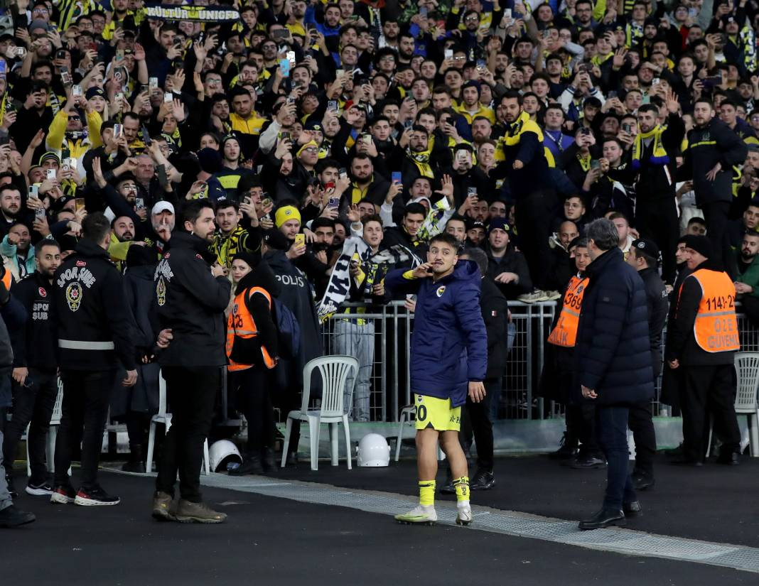 Cengiz Ünder'in üst düzey performansı taraftarını sevindirdi. 5-1'lik İstanbulspor Fenerbahçe maçının tüm fotoğrafları - Resim: 75