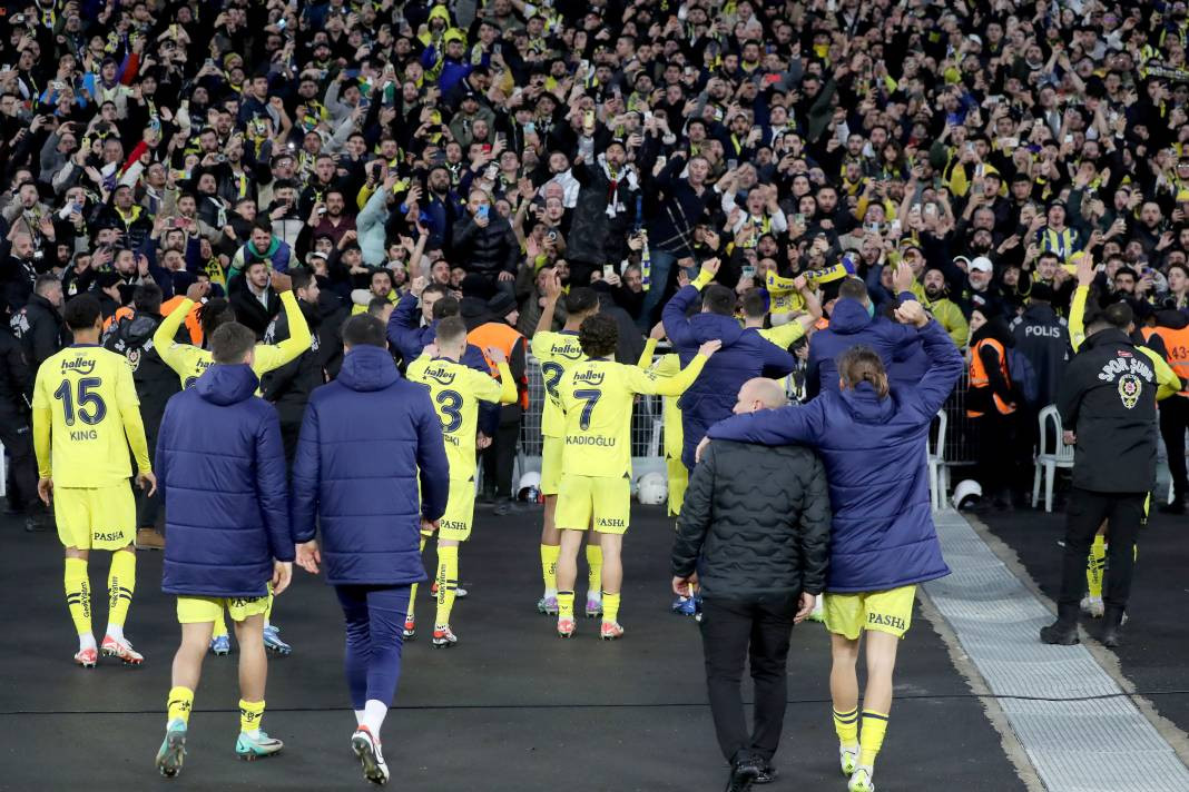 Cengiz Ünder'in üst düzey performansı taraftarını sevindirdi. 5-1'lik İstanbulspor Fenerbahçe maçının tüm fotoğrafları - Resim: 74