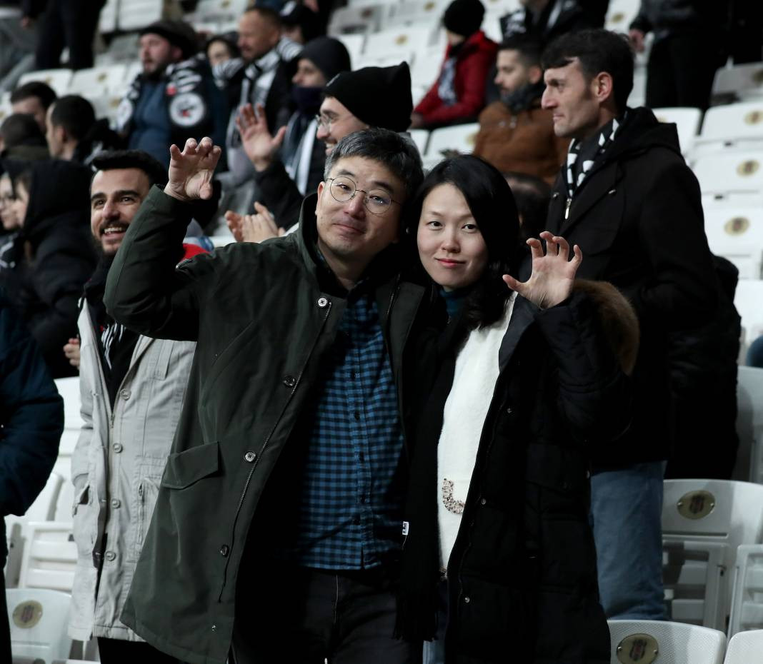 Fernando Santos ilk maçında neler yaptı neler. Taraftarları da coşturdu - Resim: 40