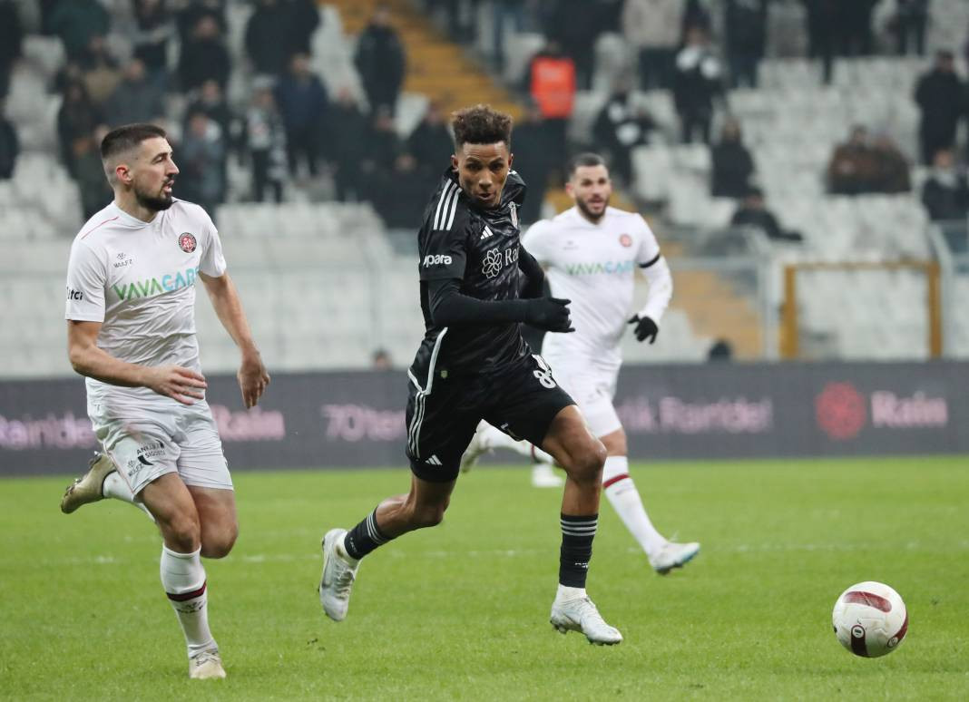 Fernando Santos ilk maçında neler yaptı neler. Taraftarları da coşturdu - Resim: 61