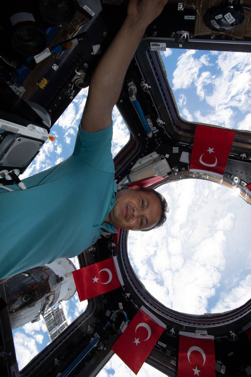 Alper Gezeravcı nasıl beslendiğini açıkladı. Uzay üssünde bir günü nasıl geçiyor? - Resim: 14