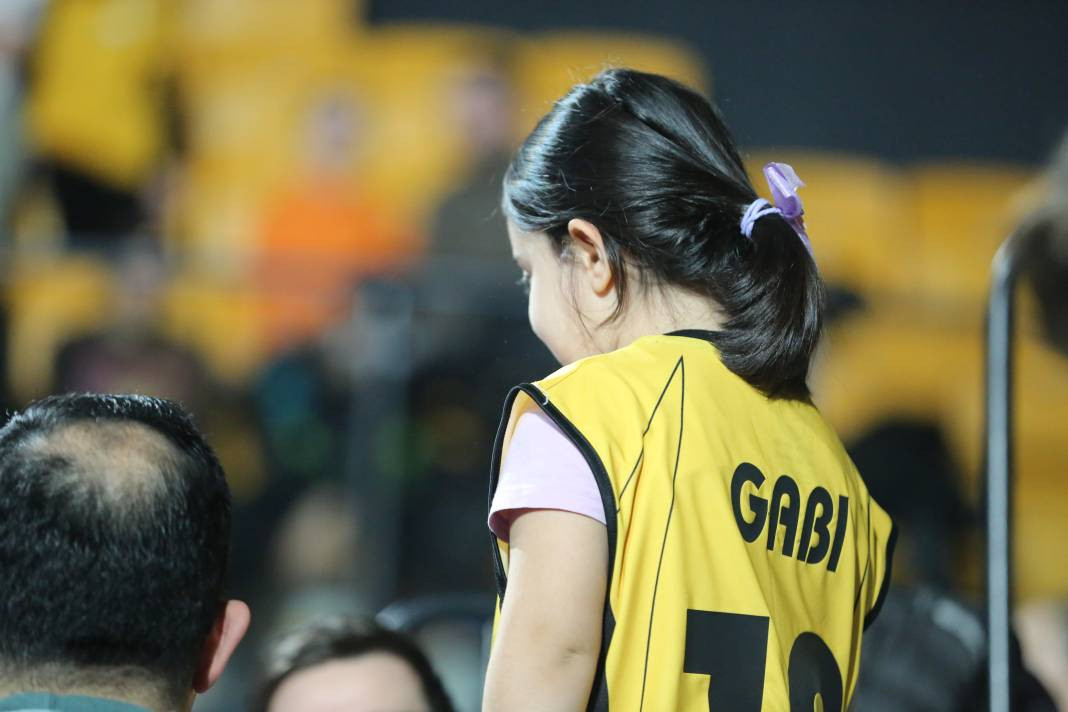 Zehra Güneş'in şov yaptığı maçta Vakıfbank Beşiktaş karşısında kazandı. Maçın tüm fotoğrafları - Resim: 65