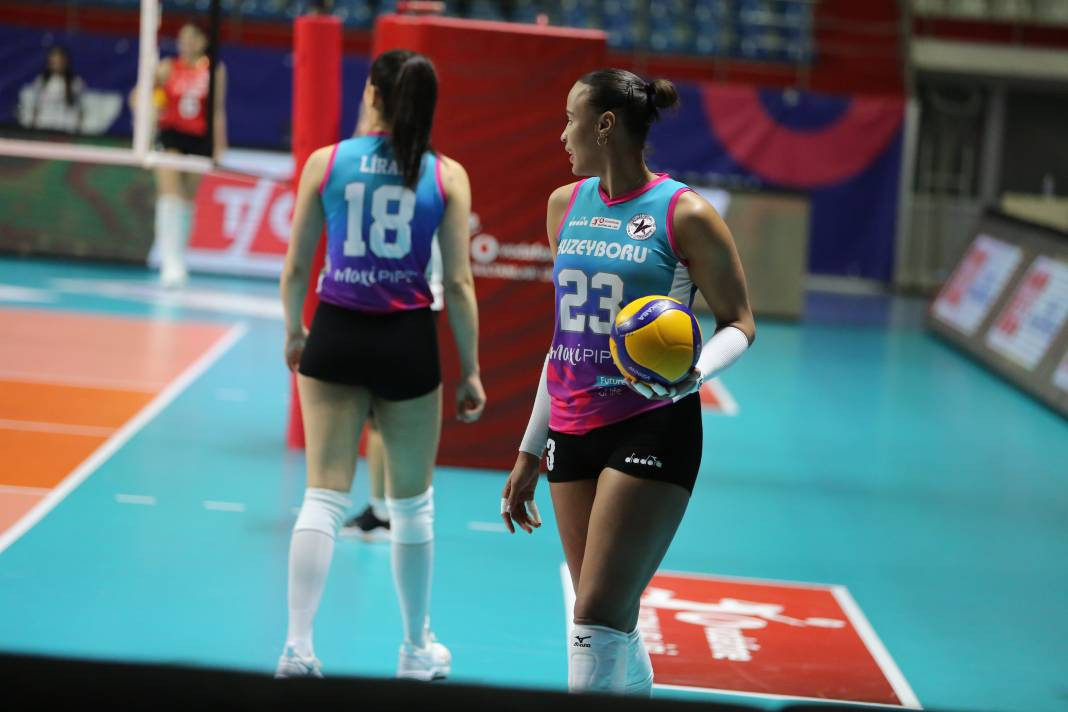 THY Kuzeyboru karşısında yüksekten uçtu. Nefes kesen maçı kazandı - Resim: 27