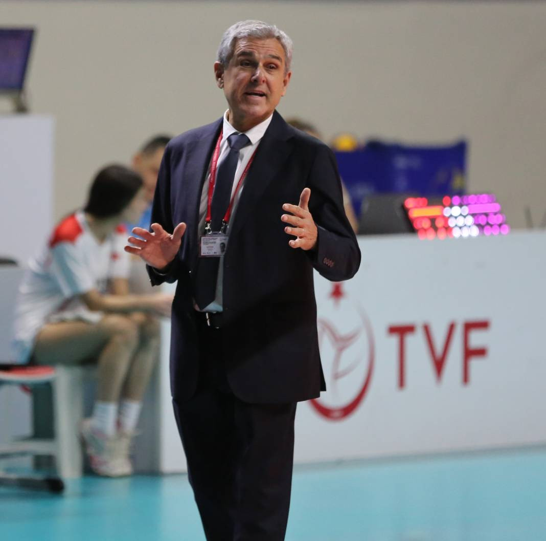 THY Kuzeyboru karşısında yüksekten uçtu. Nefes kesen maçı kazandı - Resim: 63