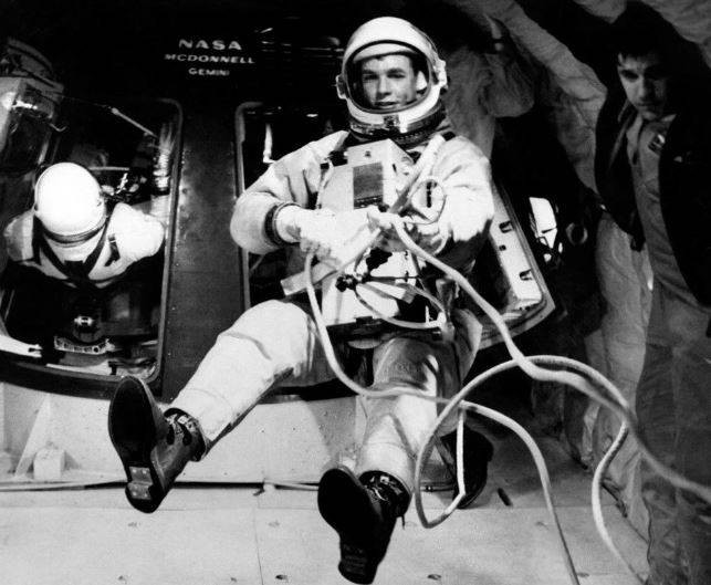 Üç Türk astronotun da ağzından çıkan ilk cümle neydi? Astronotların uzayda sarf ettiği ilk sözler - Resim: 7