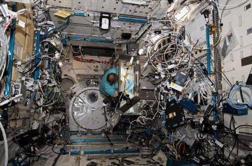 Alper Gezeravcı nasıl beslendiğini açıkladı. Uzay üssünde bir günü nasıl geçiyor? - Resim: 5