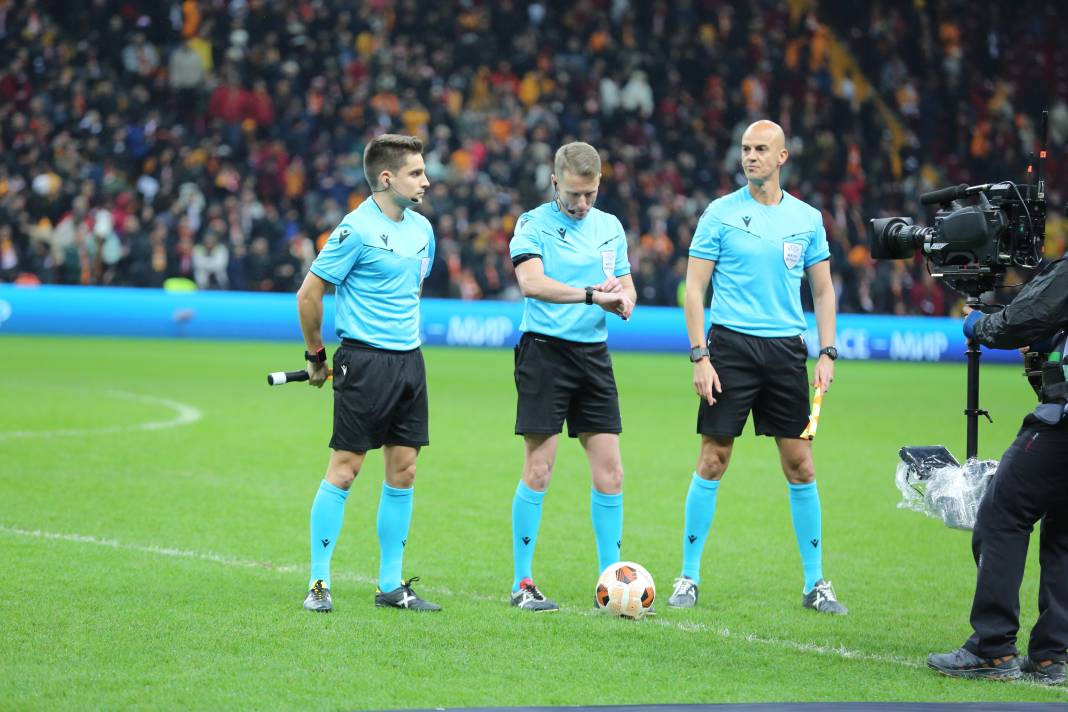 Muslera devleşti Icardi fişi çekti. Galatasaray taraftarı öldü öldü dirildi - Resim: 116