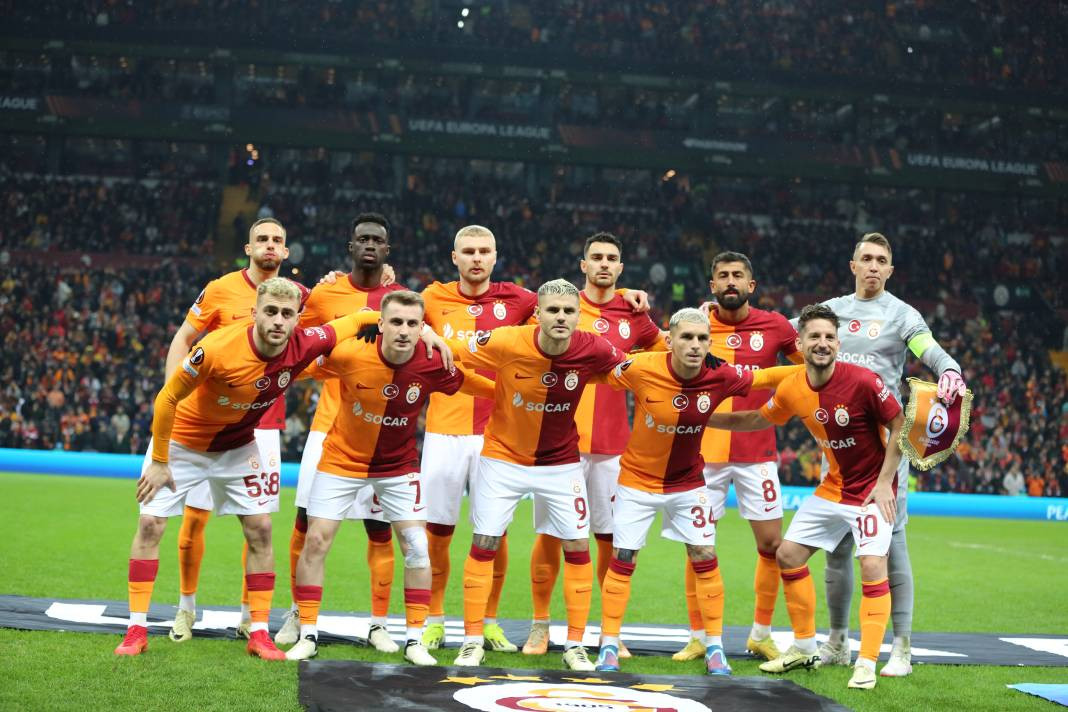 Muslera devleşti Icardi fişi çekti. Galatasaray taraftarı öldü öldü dirildi - Resim: 115