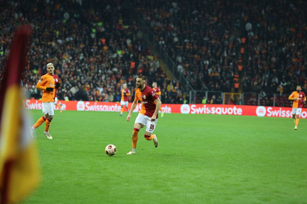 Muslera devleşti Icardi fişi çekti. Galatasaray taraftarı öldü öldü dirildi - Resim: 82