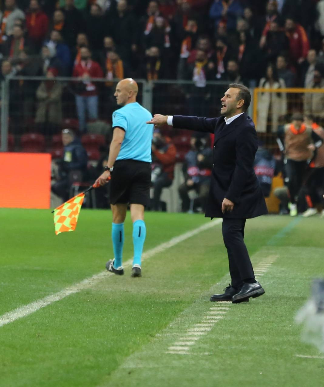 Muslera devleşti Icardi fişi çekti. Galatasaray taraftarı öldü öldü dirildi - Resim: 86