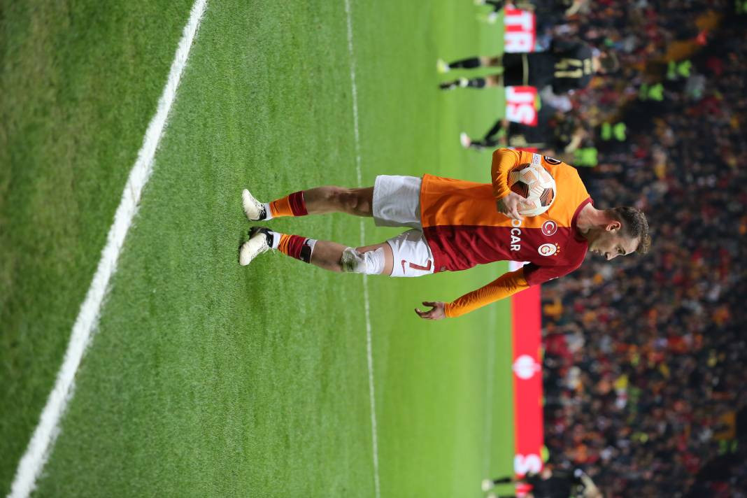 Muslera devleşti Icardi fişi çekti. Galatasaray taraftarı öldü öldü dirildi - Resim: 74