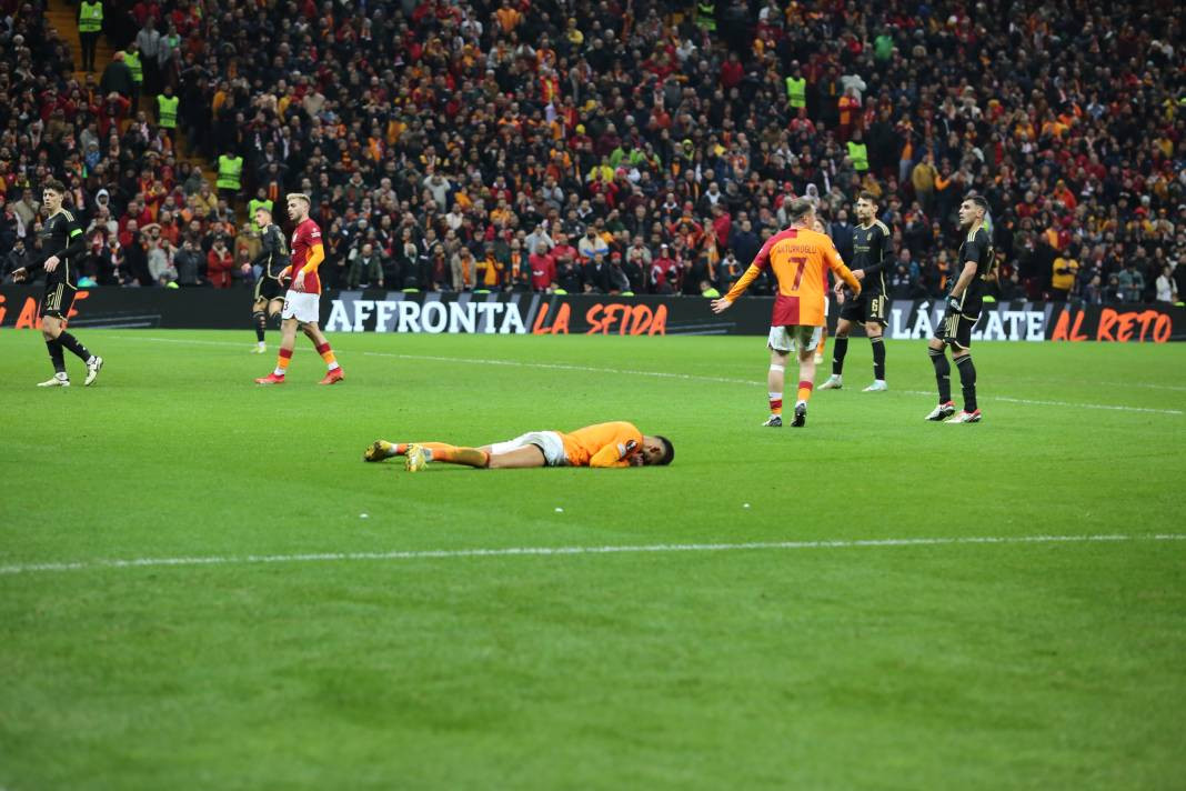 Muslera devleşti Icardi fişi çekti. Galatasaray taraftarı öldü öldü dirildi - Resim: 46