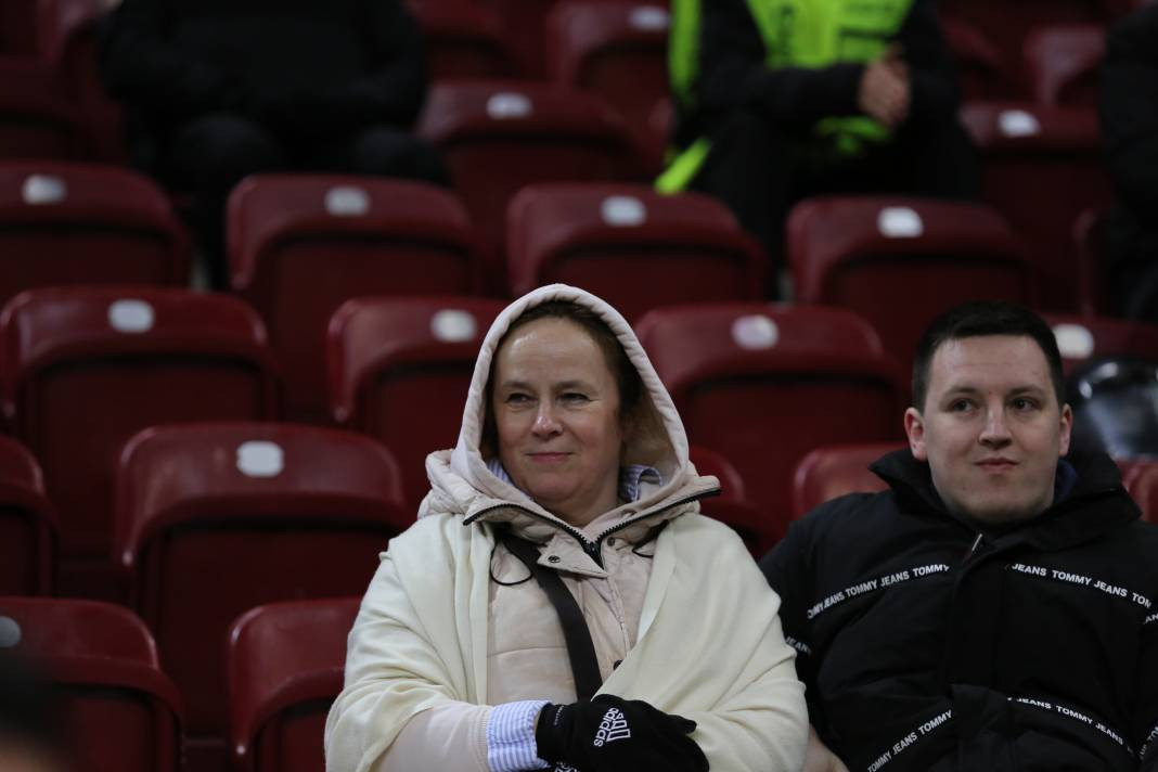 Muslera devleşti Icardi fişi çekti. Galatasaray taraftarı öldü öldü dirildi - Resim: 22