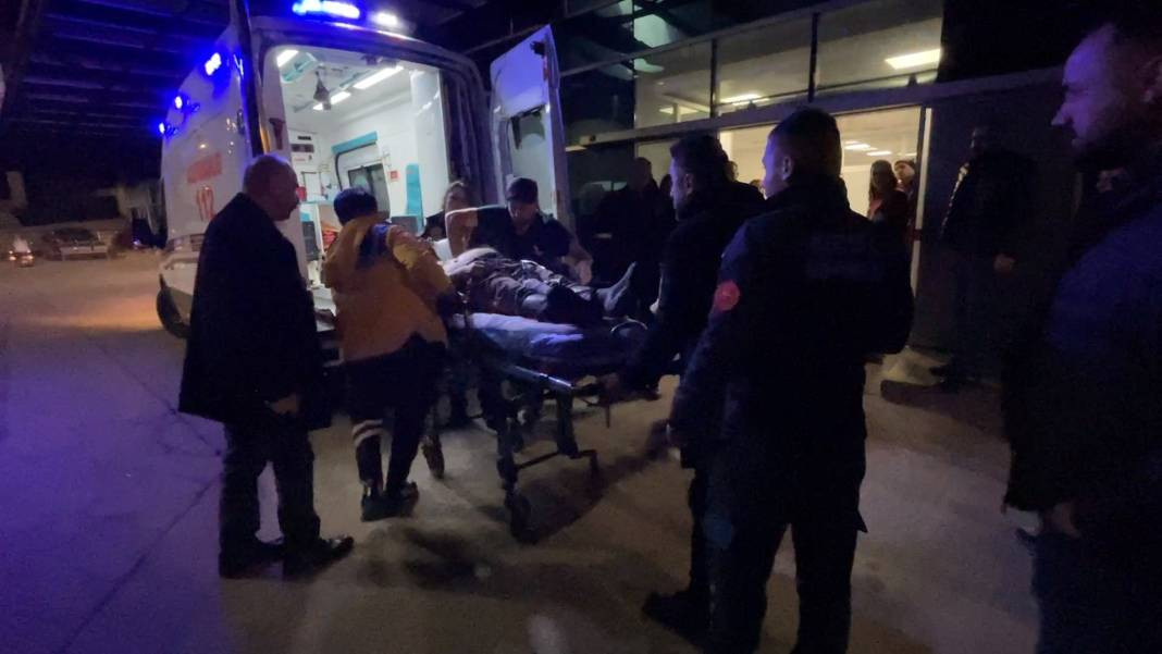 Kömür tumbasına sıkışıp ölen madenciye son veda - Resim: 8