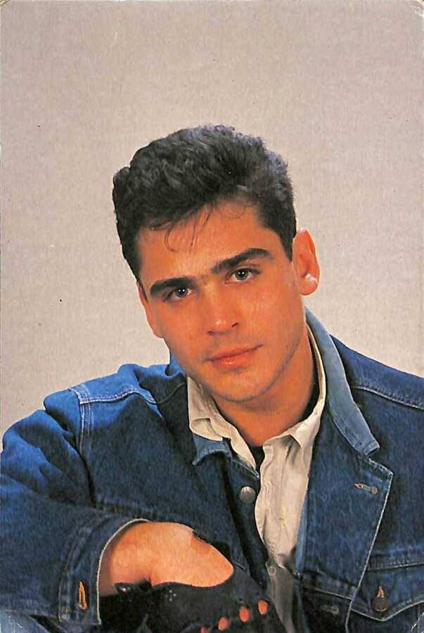 Yeşilçam'ın yakışıklısı şimdi 60 yaşında tamircilik yapıyor - Resim: 3