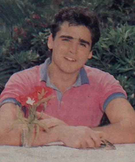 Yeşilçam'ın yakışıklısı şimdi 60 yaşında tamircilik yapıyor - Resim: 1