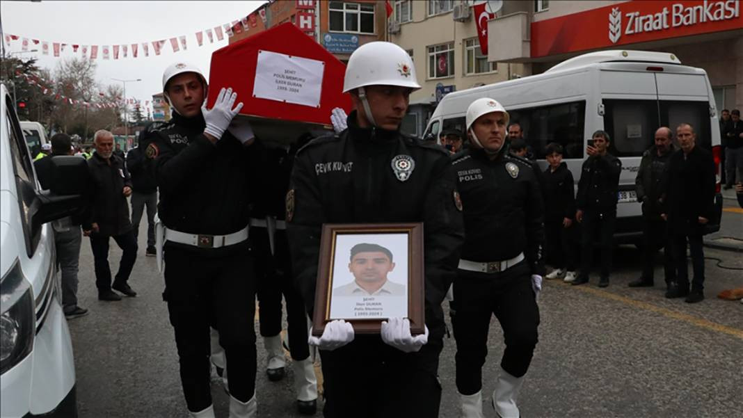 Şehitlere son veda - Resim: 23