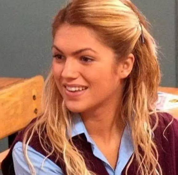 Hayat Bilgisi’nin 'Barbie'si İpek Erdem yıllar sonra Türkiye’ye geri döndü. Son hali şaşırttı - Resim: 2