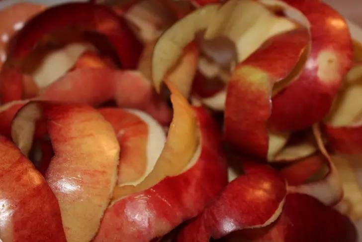 Güzellik sırrı ortaya çıktı. Çöpe attığınıza pişman olacaksınız. 20 dakika yüzünüzde gezdirin - Resim: 9