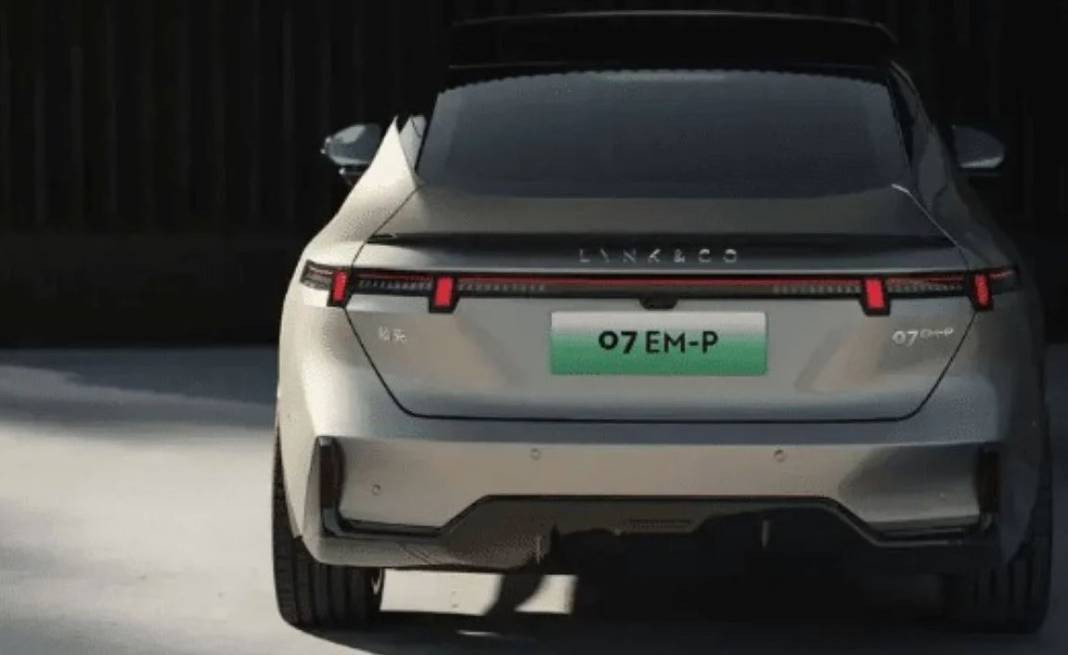 Volvo'nun bu alt markasını almak için yarışılacak! 1400 km menzilli yeni otomobil piyasada - Resim: 5